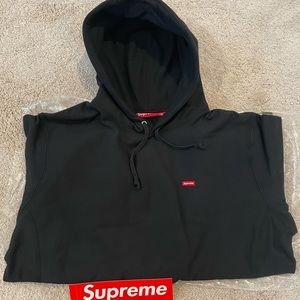***SOLD*** Supreme Small Box Logo Hooded Sweatshirt